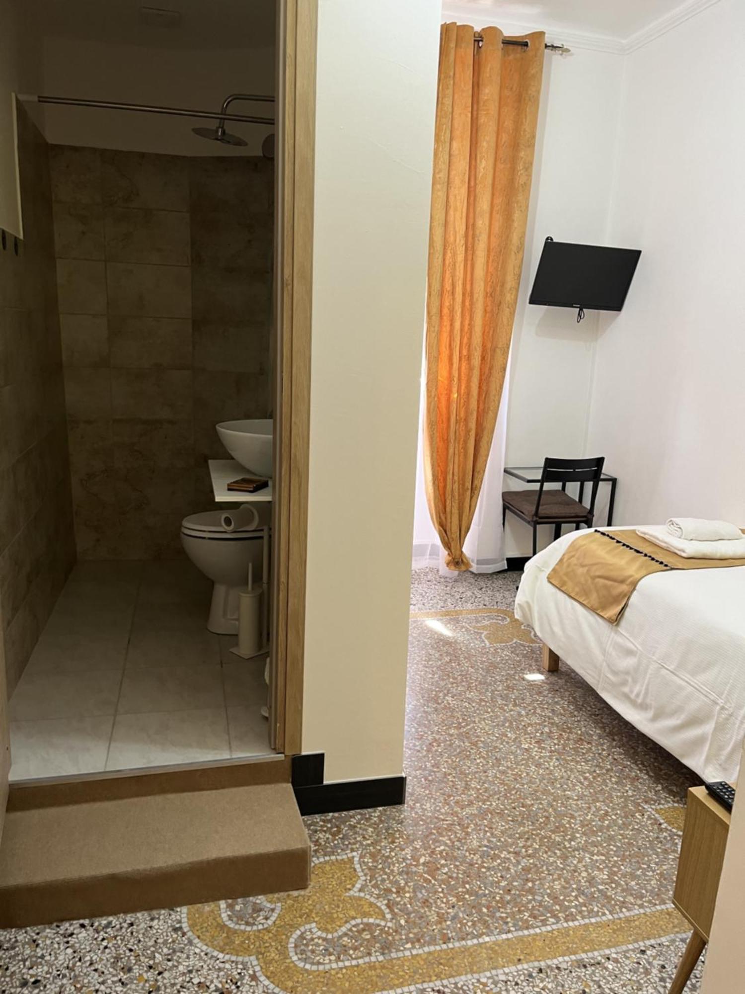 Genova Gold Rooms Zimmer foto