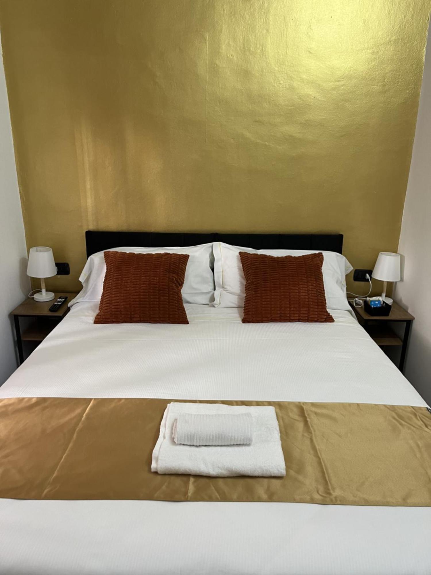 Genova Gold Rooms Zimmer foto